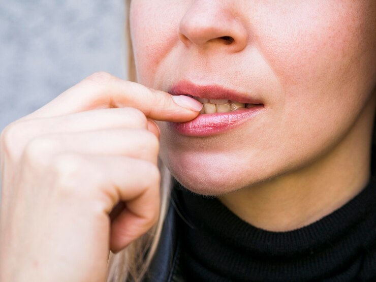 Comment blanchir les dents après avoir fumé du tabac ?